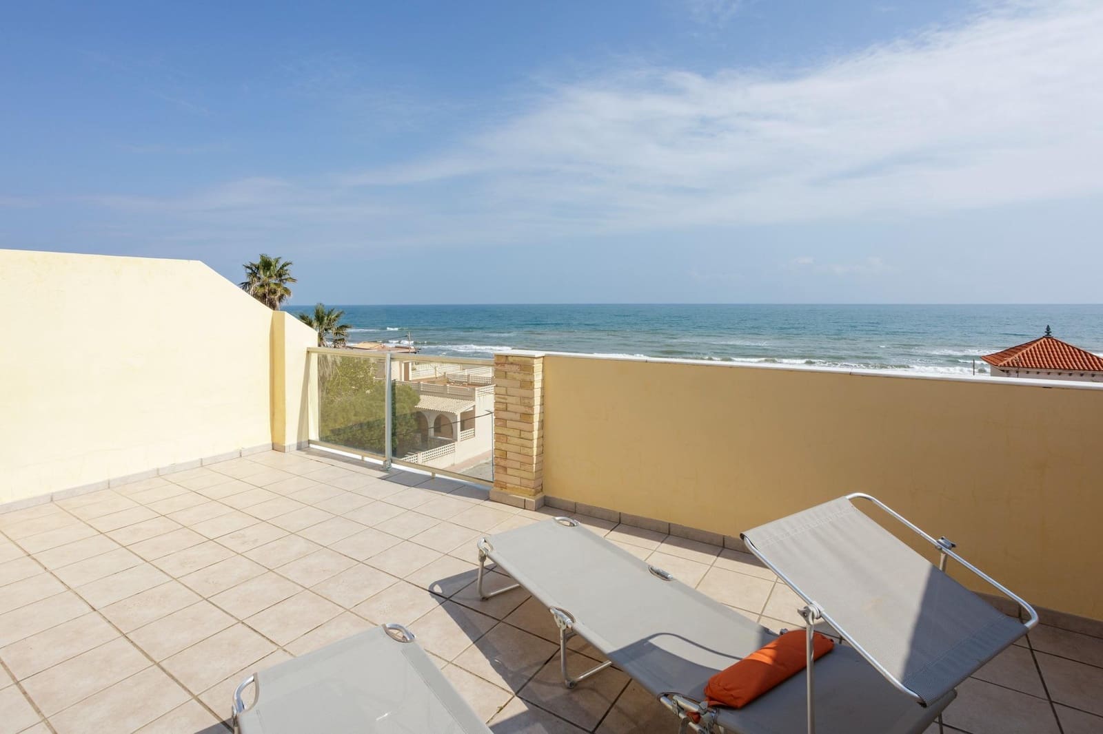 2 bedroom Penthouse for sale in Piles with pool garage - € 265,000 (Ref: 9738938)
