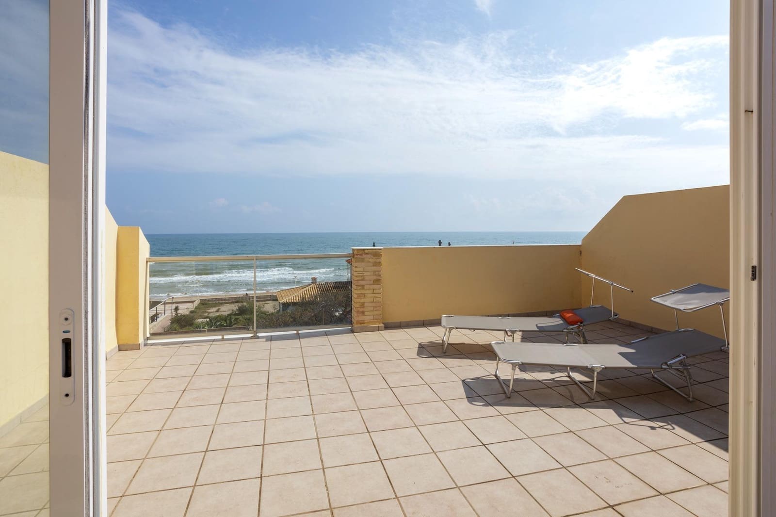 2 bedroom Penthouse for sale in Piles with pool garage - € 265,000 (Ref: 9738938)