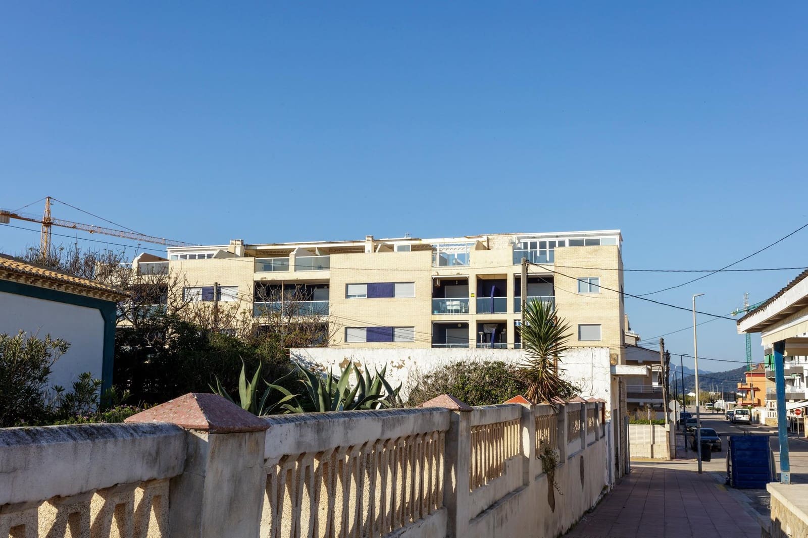 2 bedroom Penthouse for sale in Piles with pool garage - € 265,000 (Ref: 9738938)