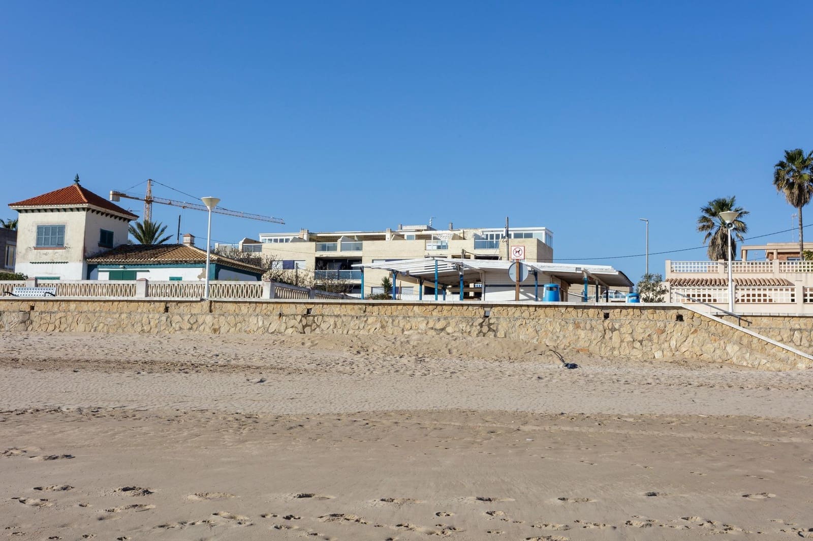 2 bedroom Penthouse for sale in Piles with pool garage - € 265,000 (Ref: 9738938)