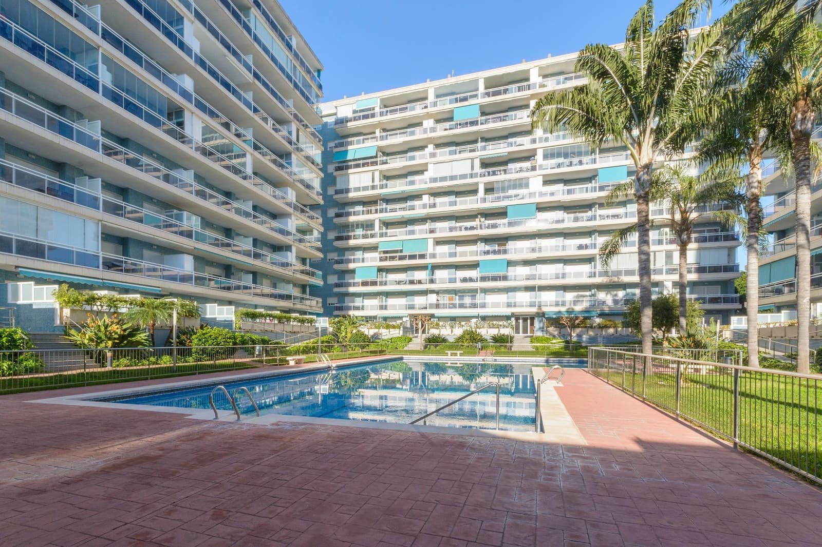 3 sypialnia Apartament na sprzedaż w Gandia z basenem garażem - 299 000 € (Ref: 9759095)