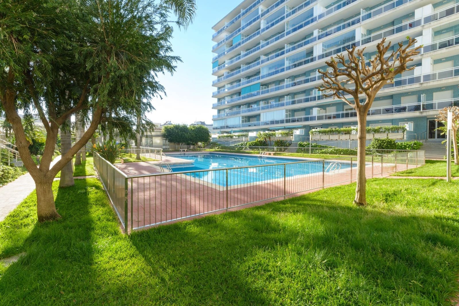 3 sypialnia Apartament na sprzedaż w Gandia z basenem garażem - 299 000 € (Ref: 9759095)
