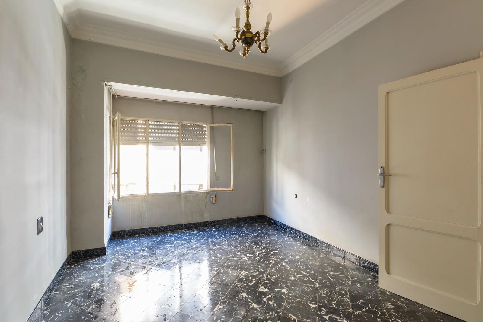 4 soveværelse Lejlighed til salg i Gandia - € 135.000 (Ref: 9791173)