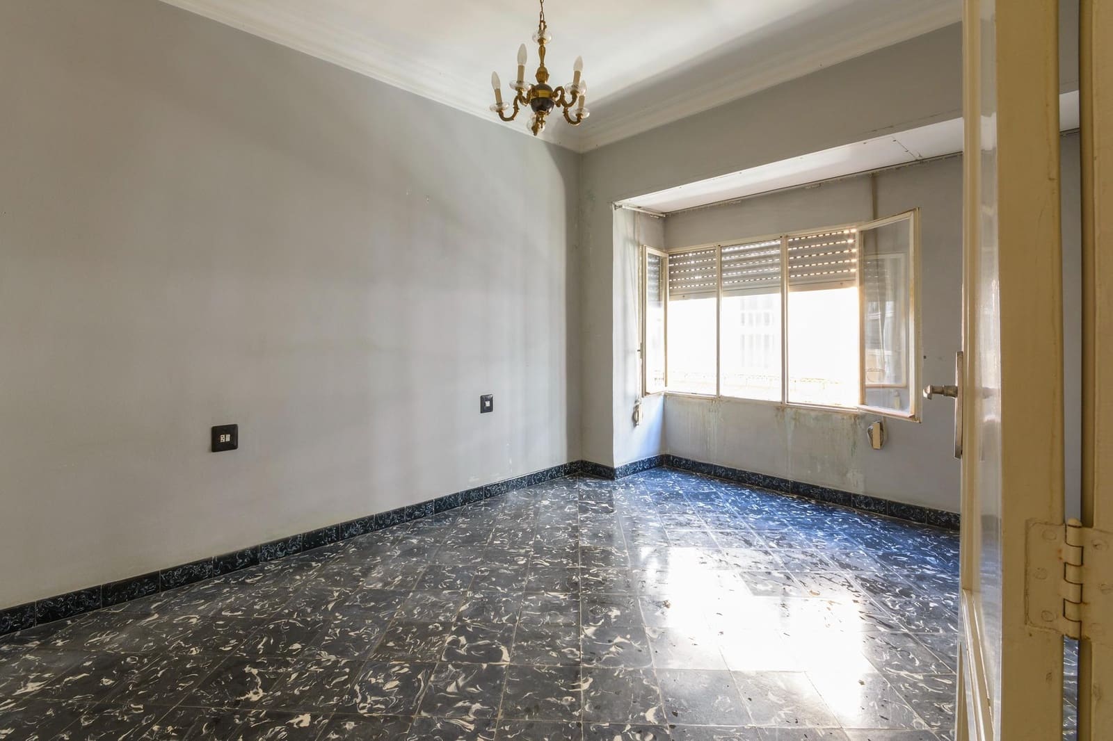 4 soveværelse Lejlighed til salg i Gandia - € 135.000 (Ref: 9791173)