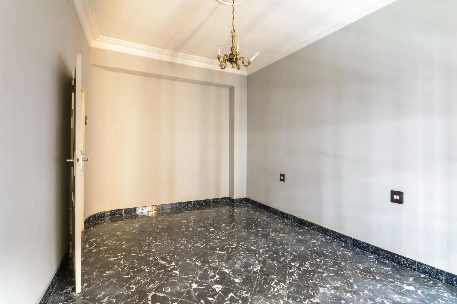 4 soveværelse Lejlighed til salg i Gandia - € 135.000 (Ref: 9791173)