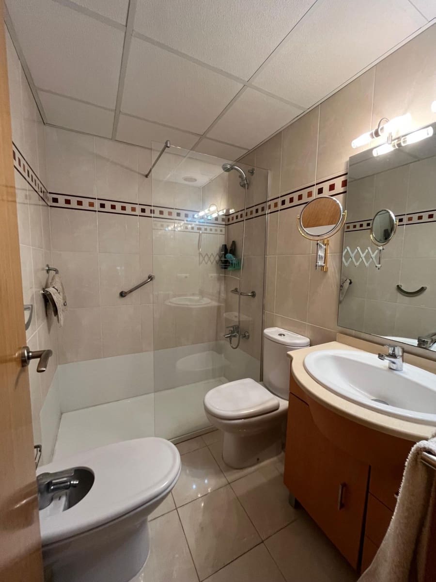 2 makuuhuone Huoneisto vuokrattavana paikassa Gandia mukana uima-altaan 
autotalli - 1 000 € (Ref: 9799400)