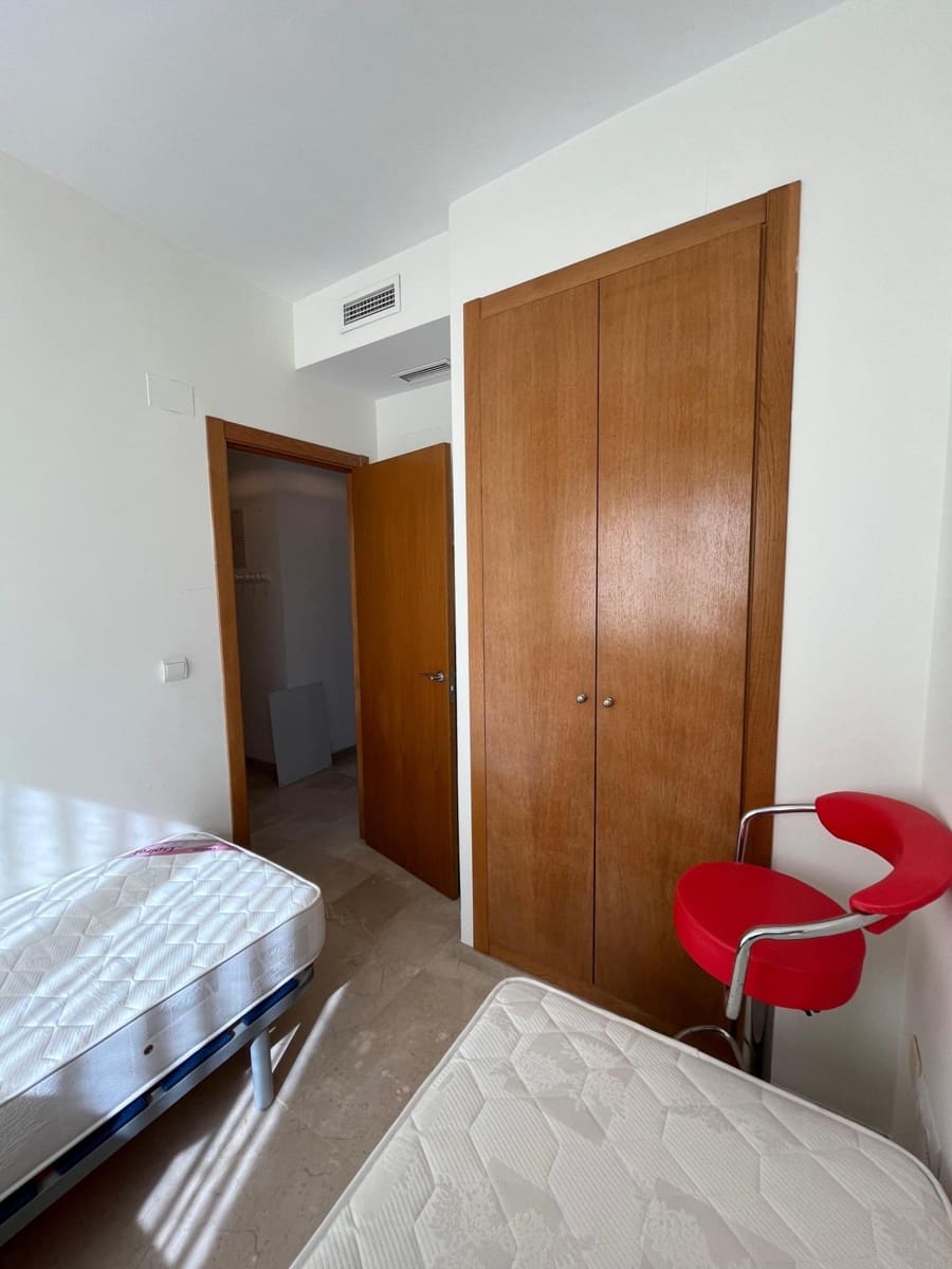 2 makuuhuone Huoneisto vuokrattavana paikassa Gandia mukana uima-altaan 
autotalli - 1 000 € (Ref: 9799400)