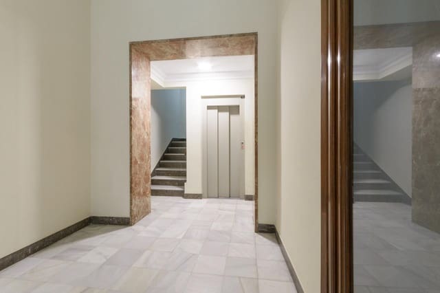 6 Zimmer Wohnung zu verkaufen in Gandia - 319.000 € (Ref: 9831643)