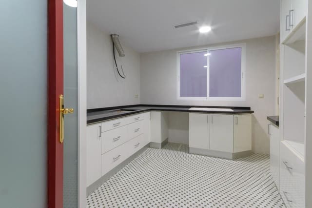 6 Zimmer Wohnung zu verkaufen in Gandia - 319.000 € (Ref: 9831643)