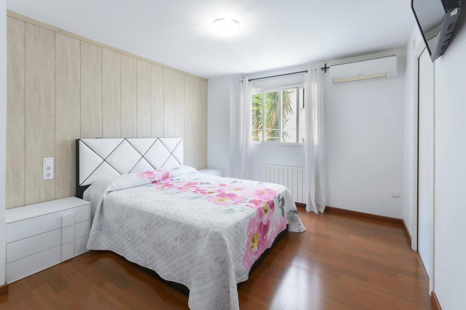 3 bedroom Apartment for sale in Gandia with garage - € 330,000 (Ref: 9833792)