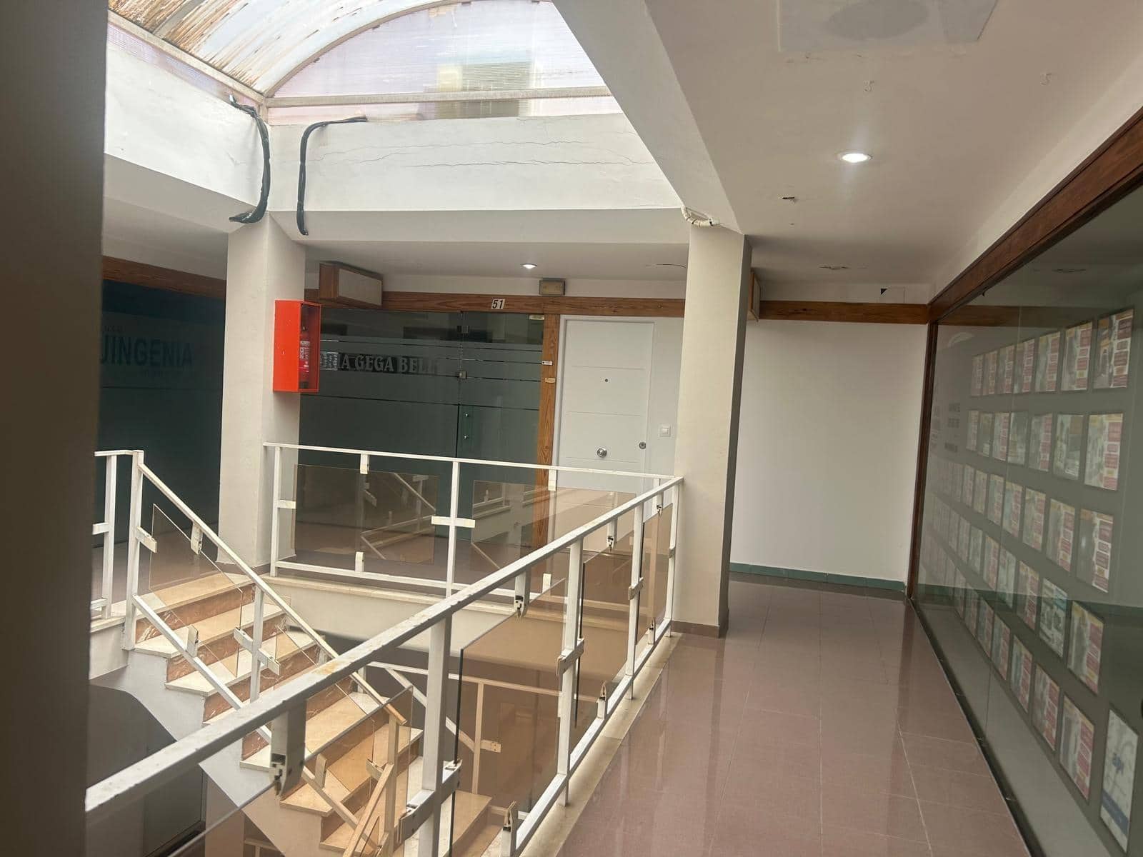 Office for rent in Gandia - € 500 (Ref: 9836443)