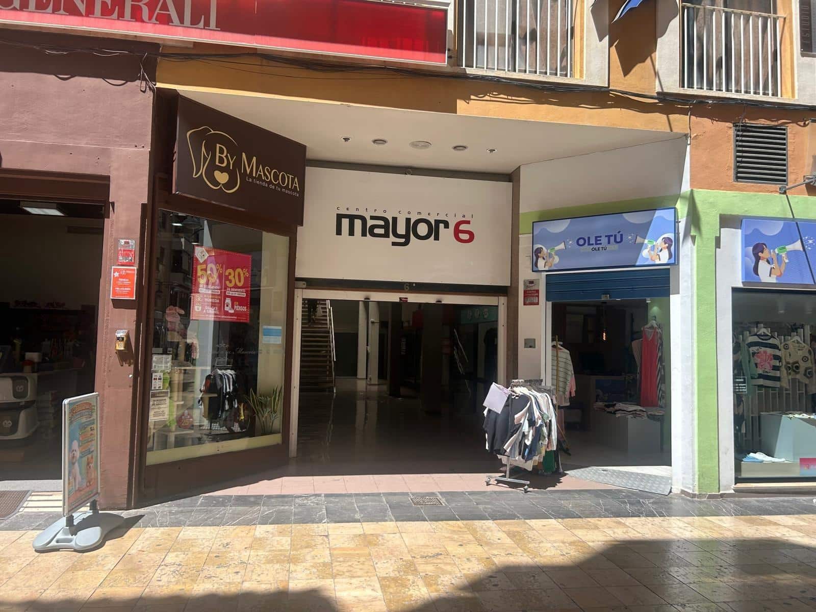 Office for rent in Gandia - € 500 (Ref: 9836443)