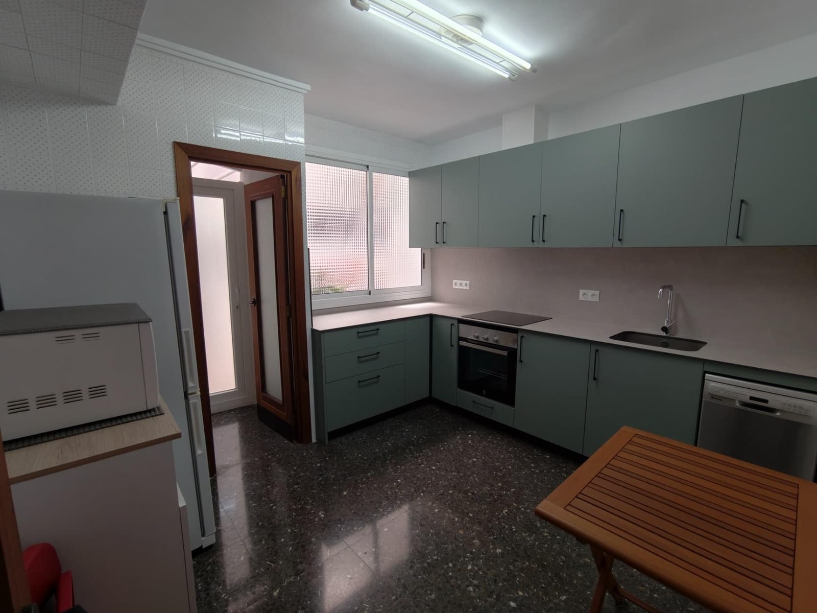 3 bedroom Flat for rent in Gandia - € 700 (Ref: 9843621)