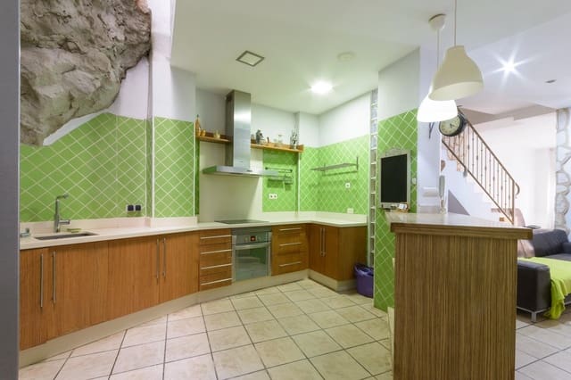 Casa de 3 habitaciones en La Font d'En Carròs en venta - 150.000 € (Ref: 9868709)