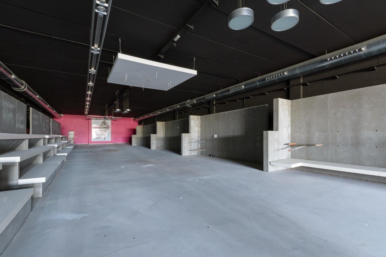 Commercial for sale in Gandia - € 650,000 (Ref: 9876567)