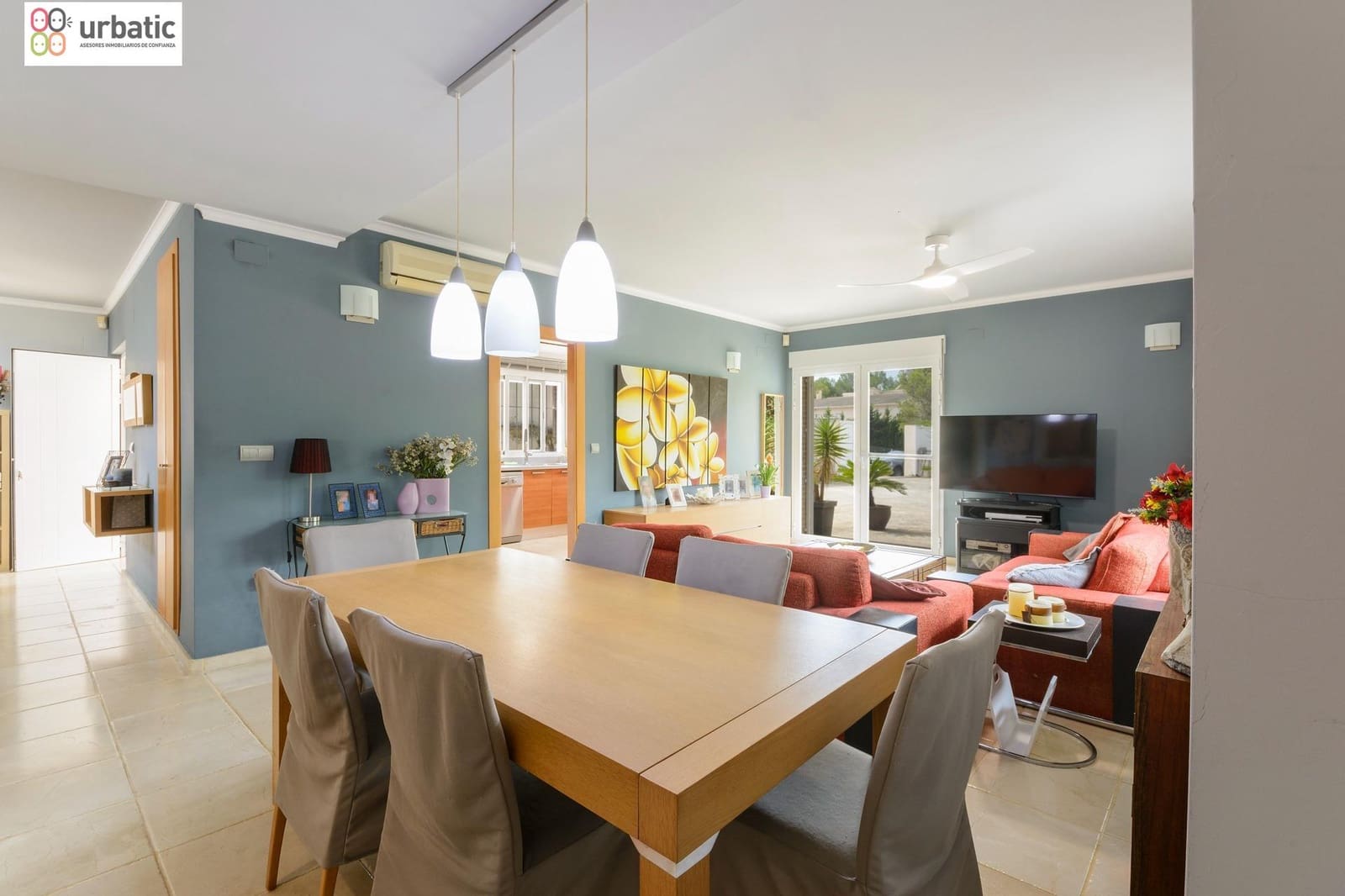4 Zimmer Villa zu verkaufen in Gandia mit Garage - 415.000 € (Ref: 9882032)