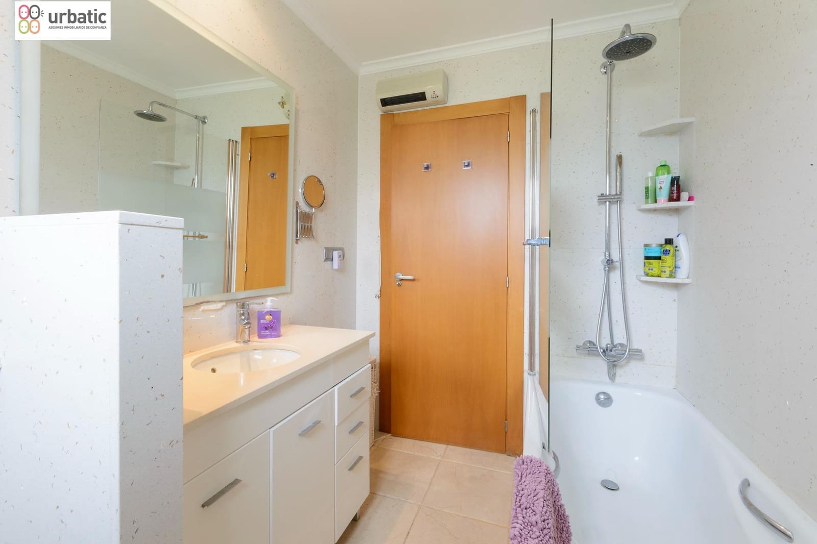 4 Zimmer Villa zu verkaufen in Gandia mit Garage - 415.000 € (Ref: 9882032)