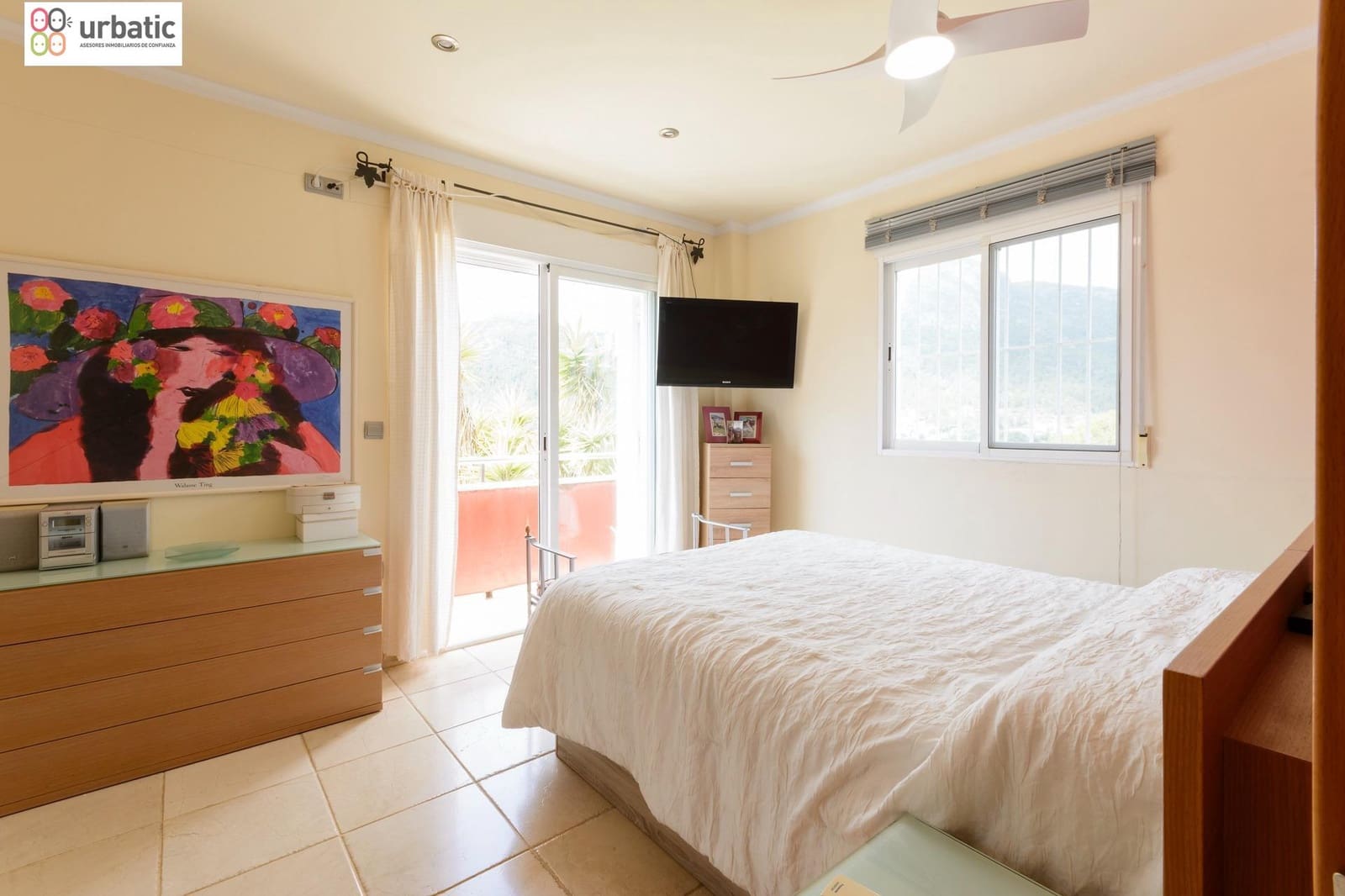4 Zimmer Villa zu verkaufen in Gandia mit Garage - 415.000 € (Ref: 9882032)