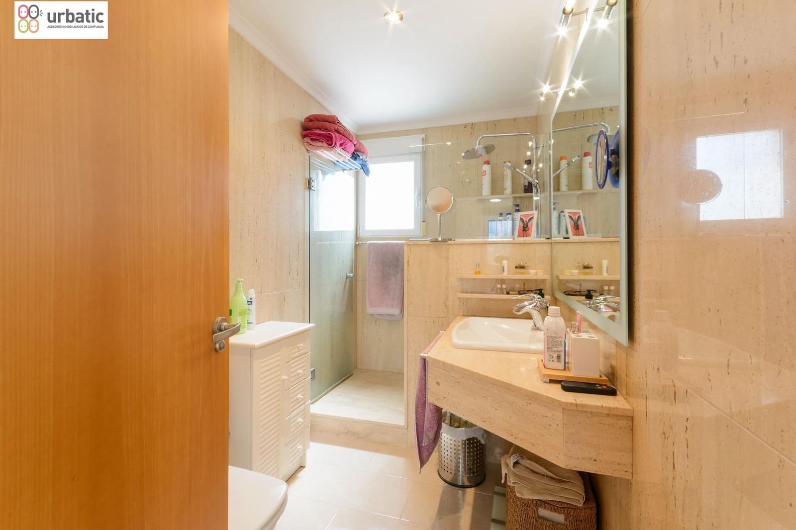 4 Zimmer Villa zu verkaufen in Gandia mit Garage - 415.000 € (Ref: 9882032)