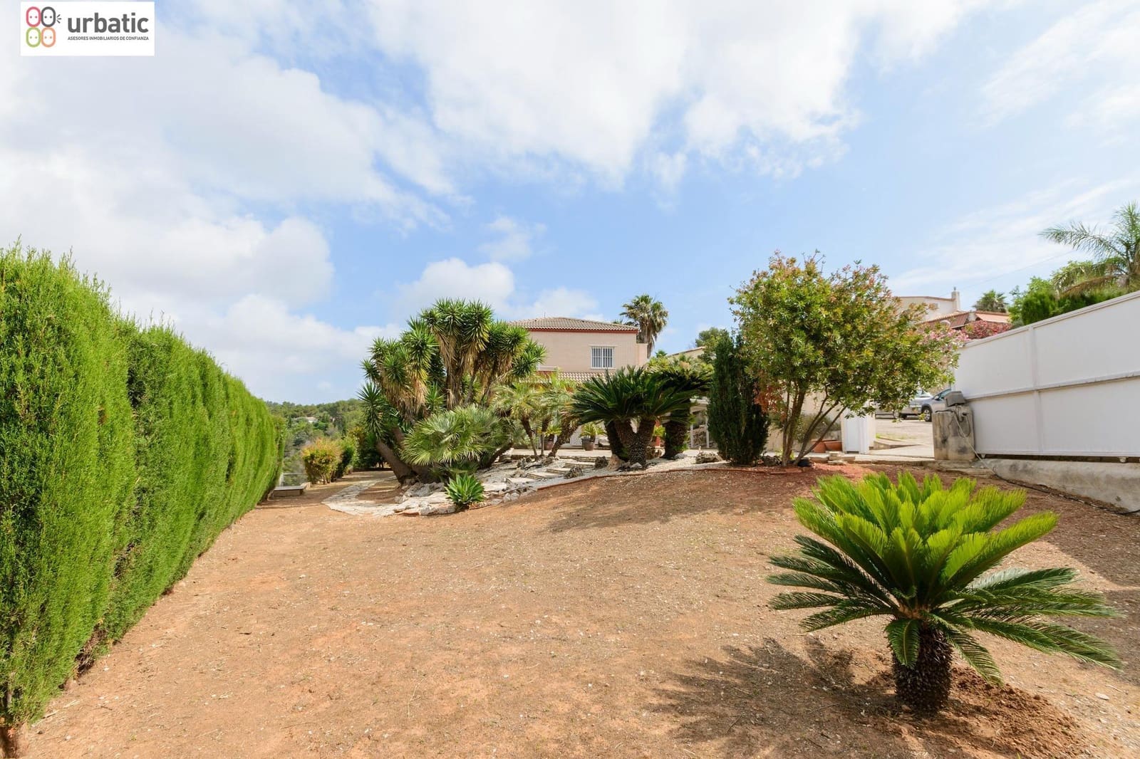 4 Zimmer Villa zu verkaufen in Gandia mit Garage - 415.000 € (Ref: 9882032)