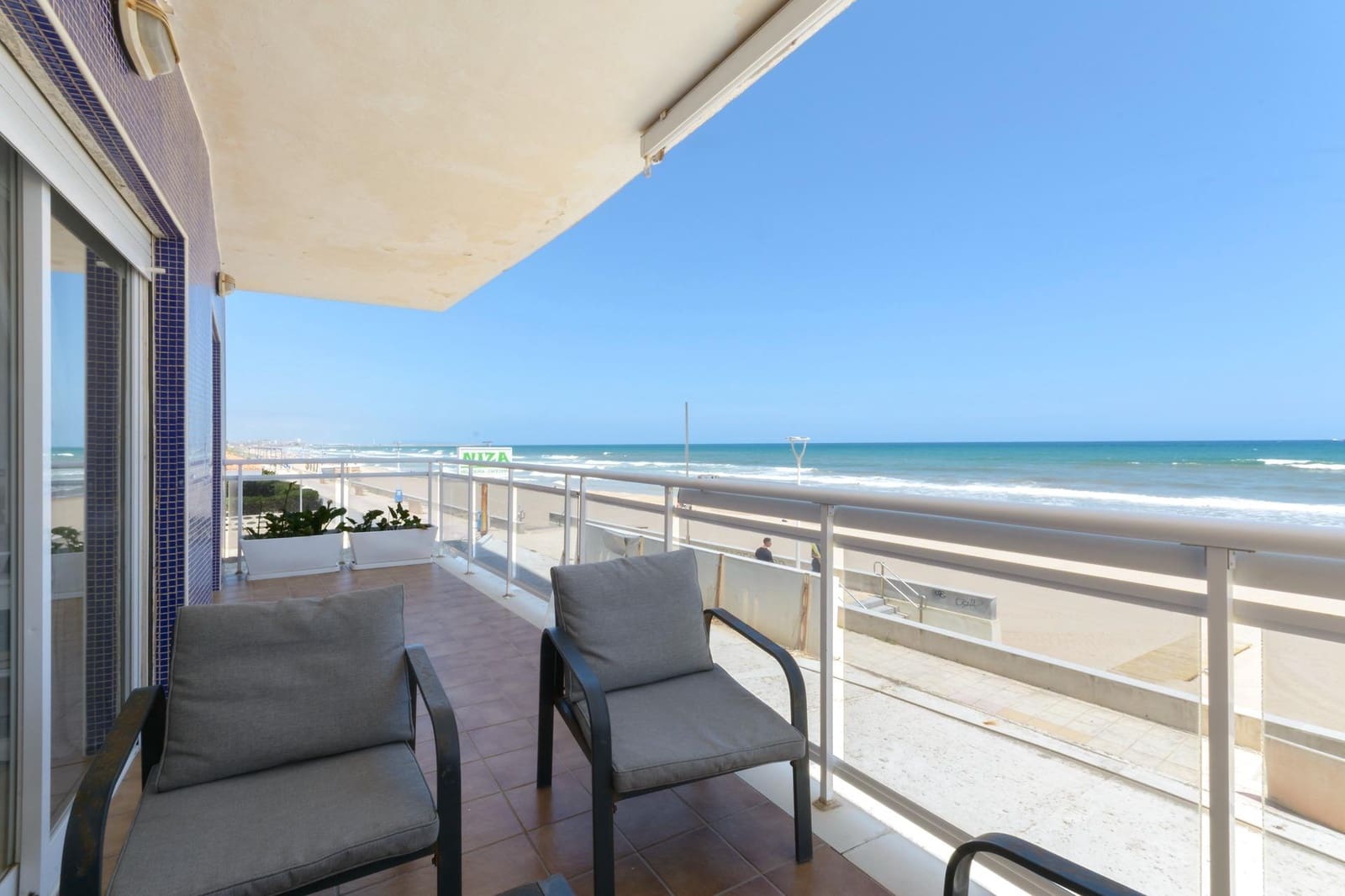 4 bedroom Apartment for sale in Bellreguard - € 250,000 (Ref: 9882033)