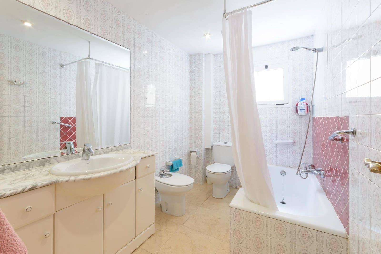 4 bedroom Apartment for sale in Bellreguard - € 250,000 (Ref: 9882033)