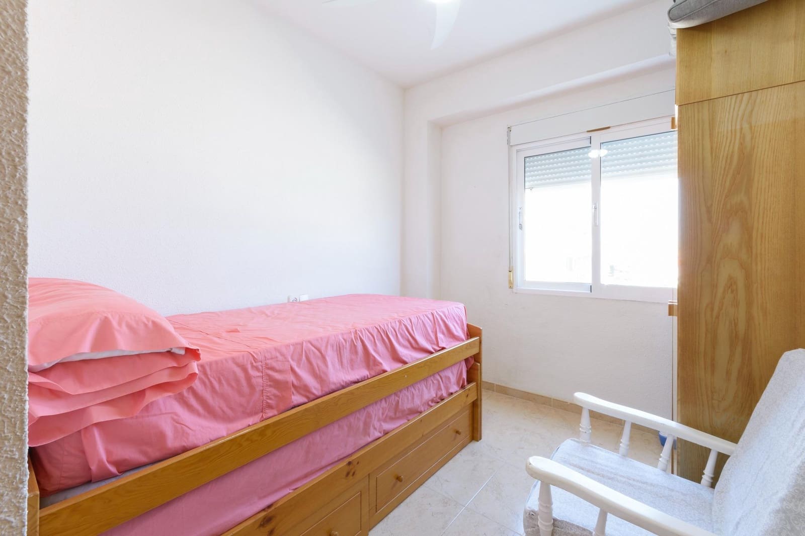 4 bedroom Apartment for sale in Bellreguard - € 250,000 (Ref: 9882033)