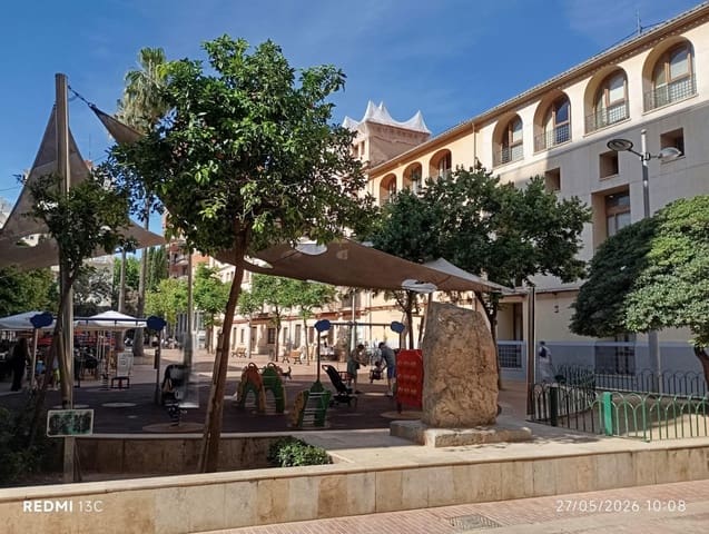 Kaupallinen vuokrattavana paikassa Gandia - 900 € (Ref: 9882034)