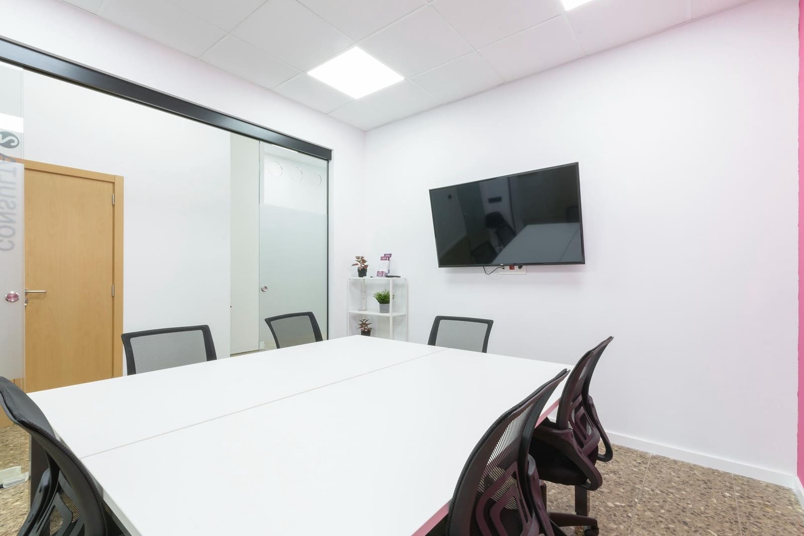 5 camera da letto Ufficio da affittare in Gandia - 300 € (Rif: 9892495)