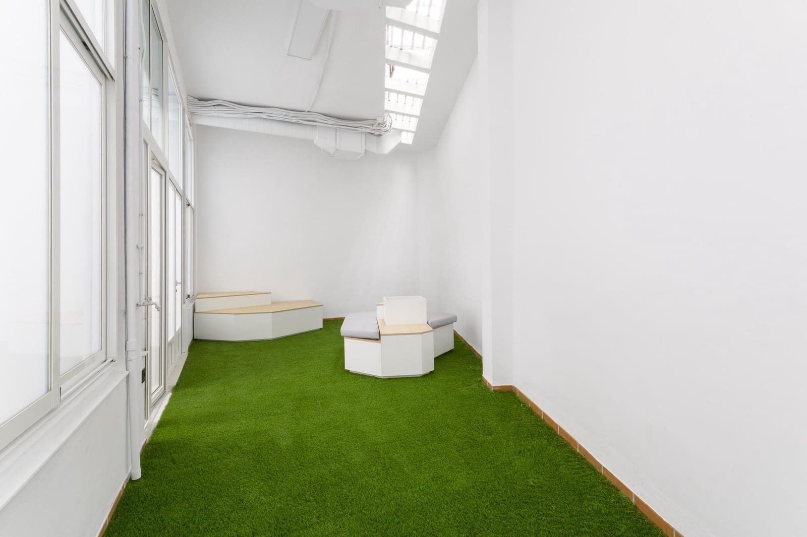 5 camera da letto Ufficio da affittare in Gandia - 300 € (Rif: 9892495)