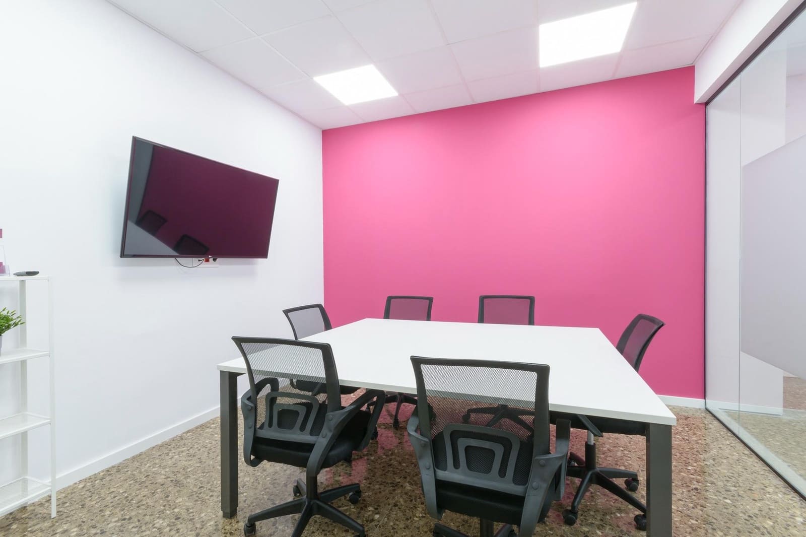 5 quarto Escritório para arrendar em Gandia - 300 € (Ref: 9892495)