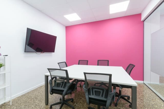 Oficina de 5 habitaciones en Gandia en alquiler - 300 € (Ref: 9892495)