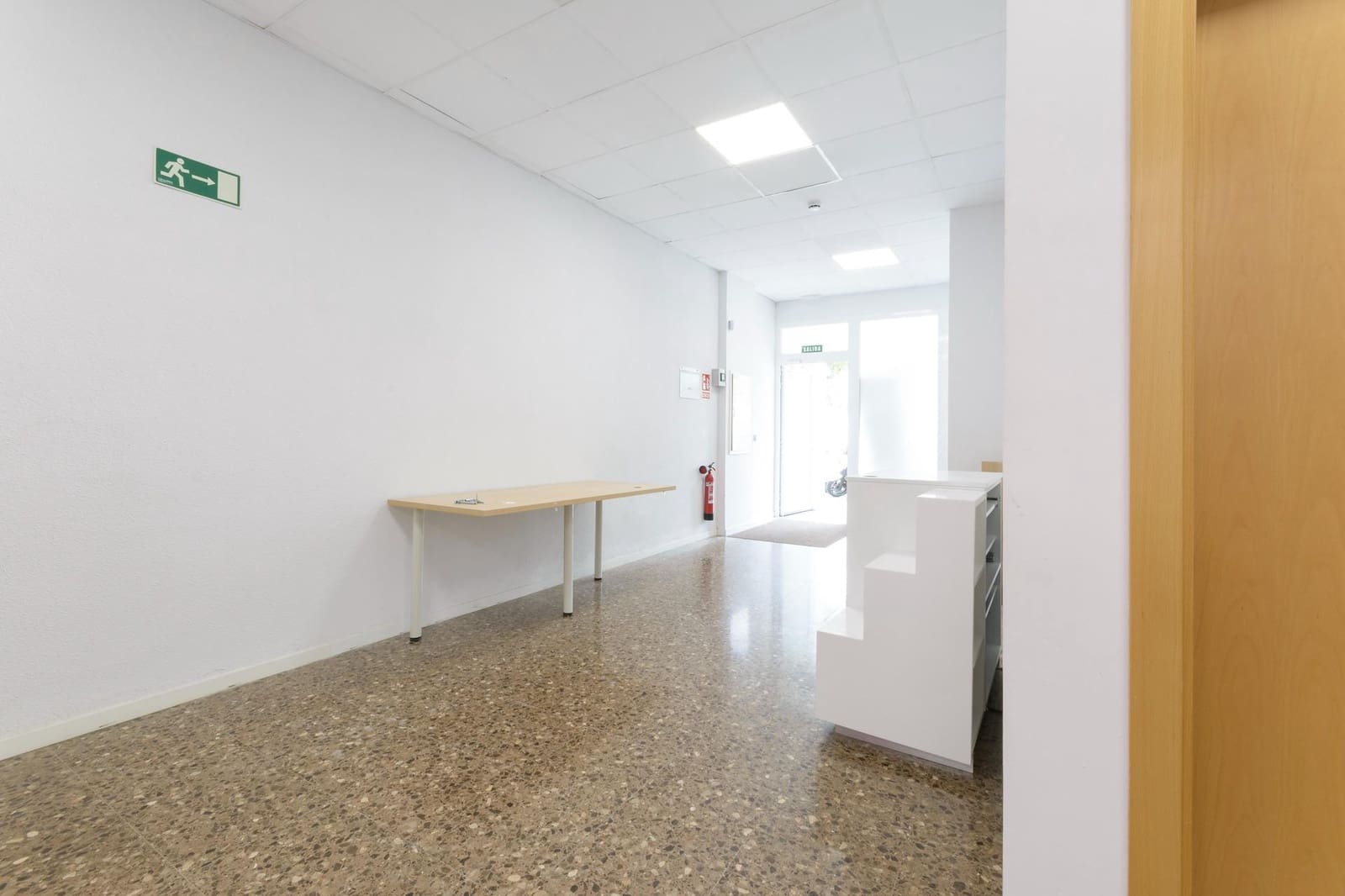 5 quarto Escritório para arrendar em Gandia - 300 € (Ref: 9892495)