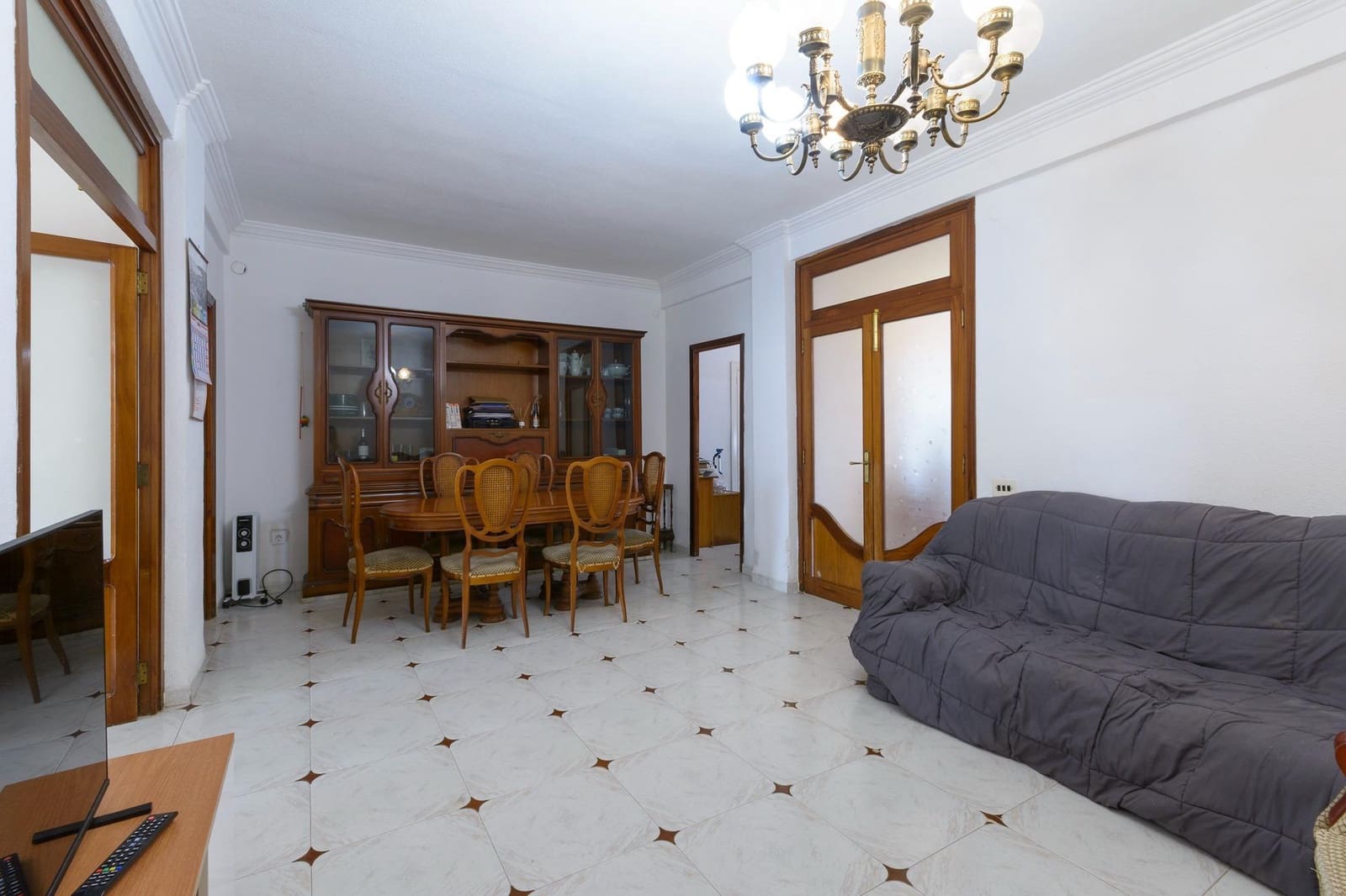Apartamento de 3 habitaciones en Gandia en venta - 139.900 € (Ref: 9898923)