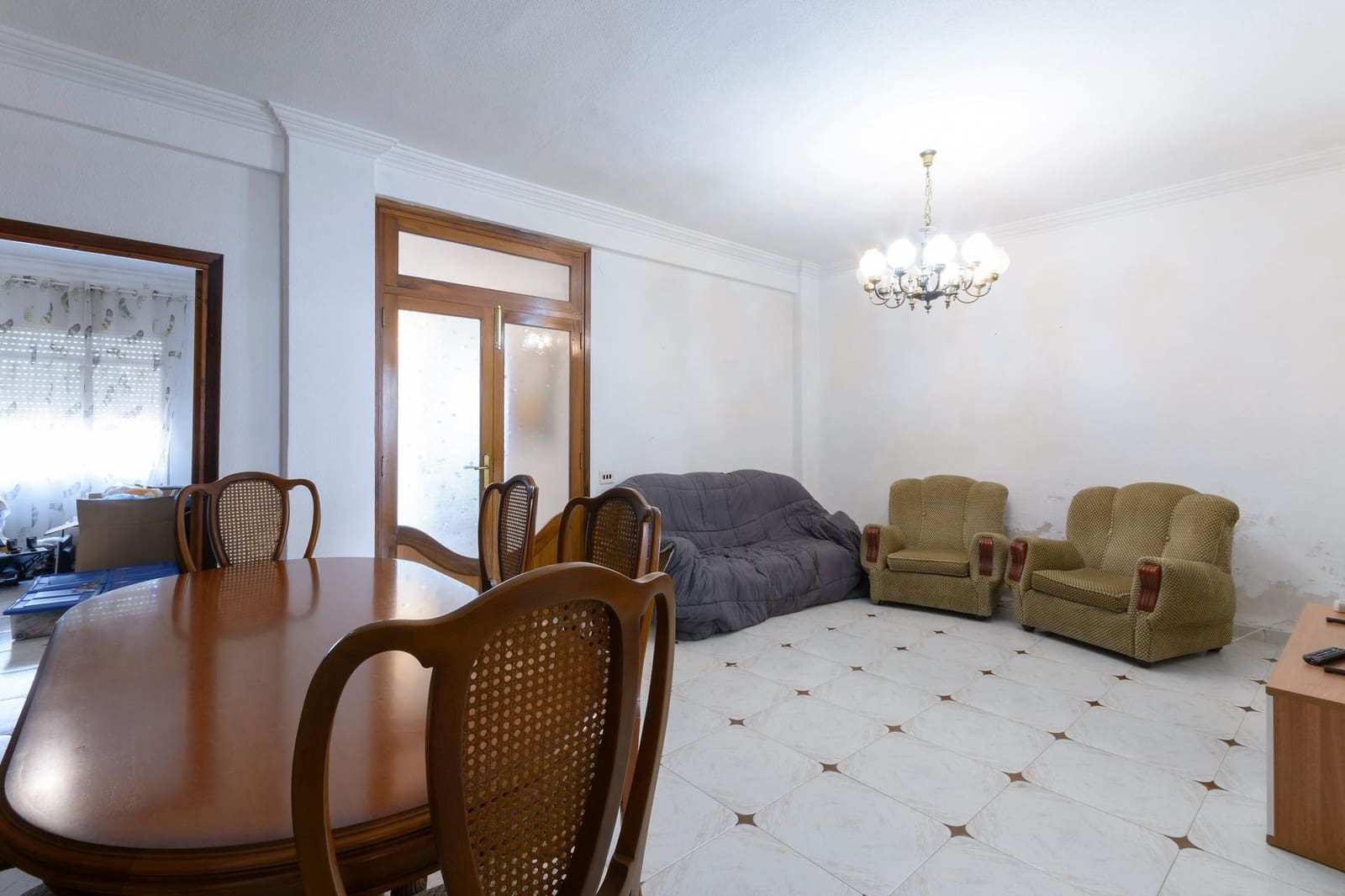Apartamento de 3 habitaciones en Gandia en venta - 139.900 € (Ref: 9898923)