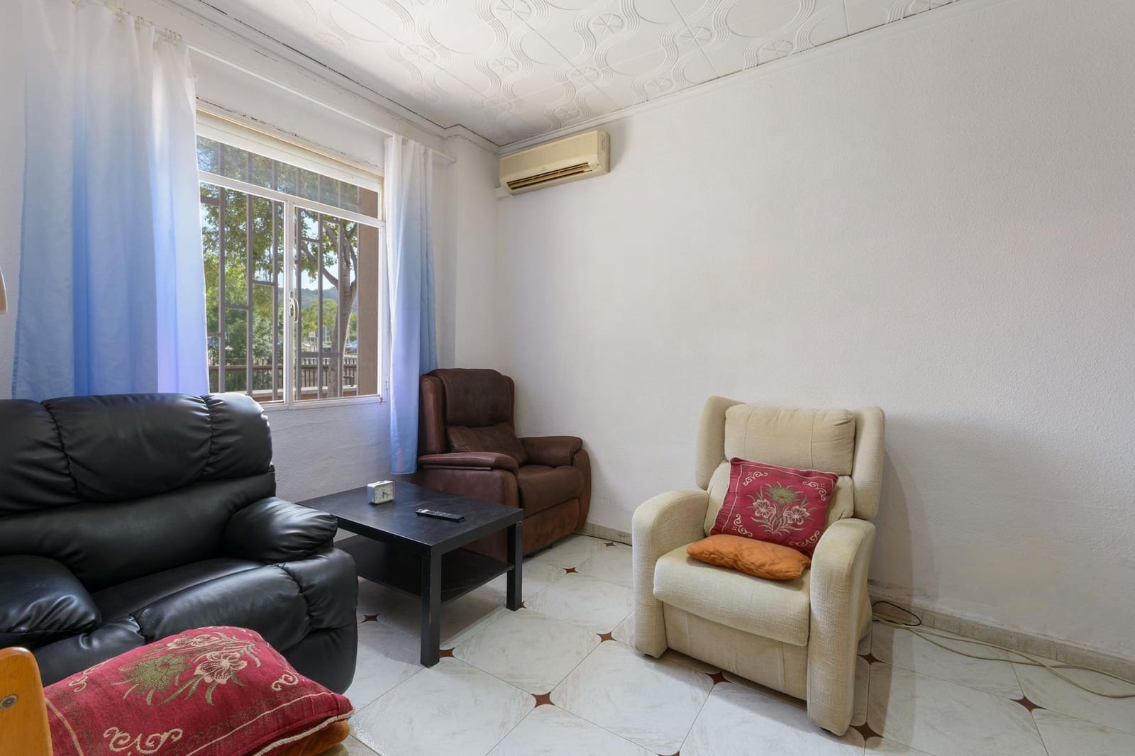 Apartamento de 3 habitaciones en Gandia en venta - 139.900 € (Ref: 9898923)