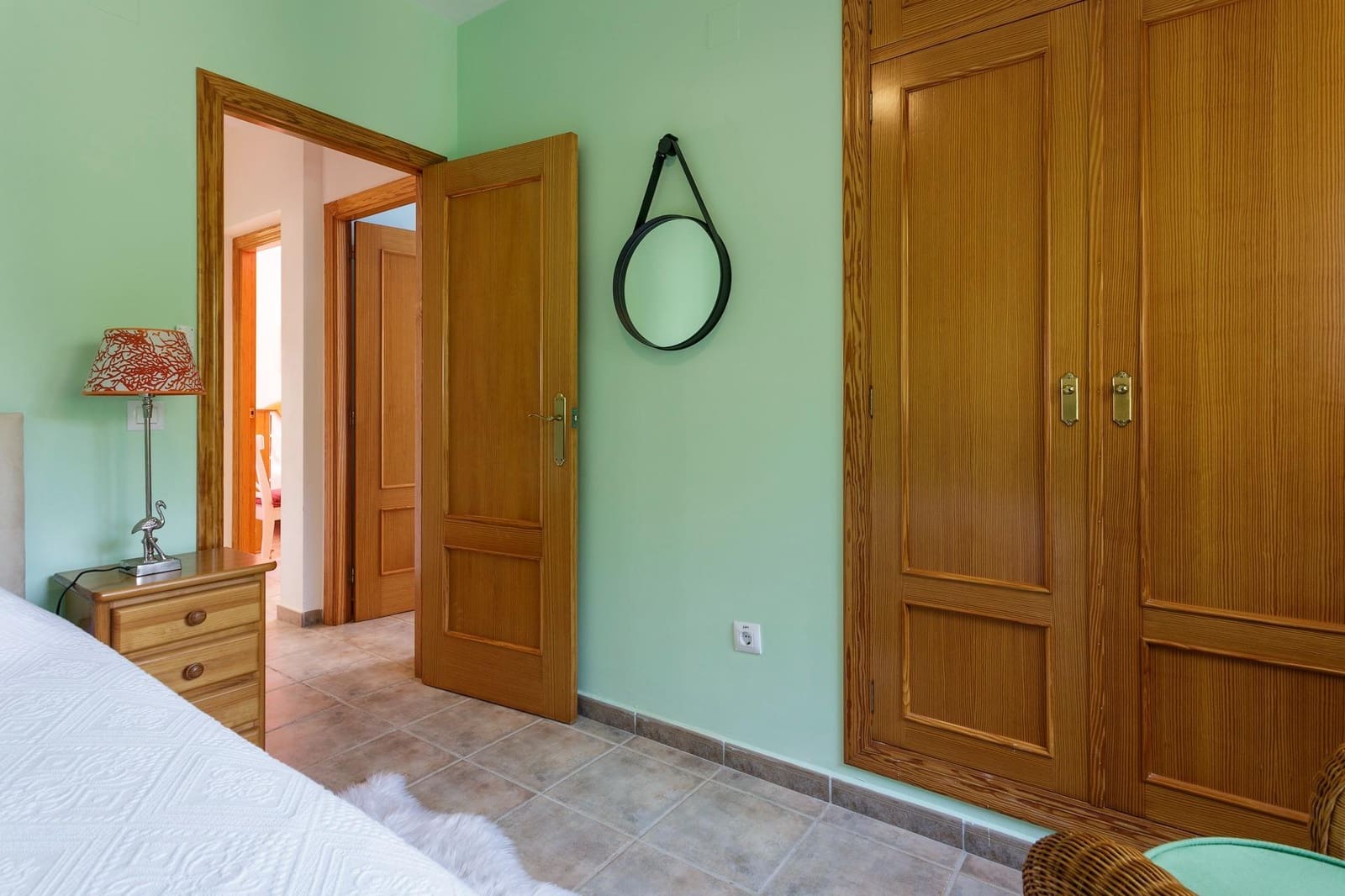 6 sypialnia Willa na sprzedaż w La Drova z basenem garażem - 565 000 € (Ref: 9940077)