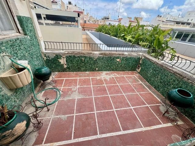 7 makuuhuone Asunto myytävänä paikassa Centro, Elche / Elx - 350 000 € (Ref: 9963196)