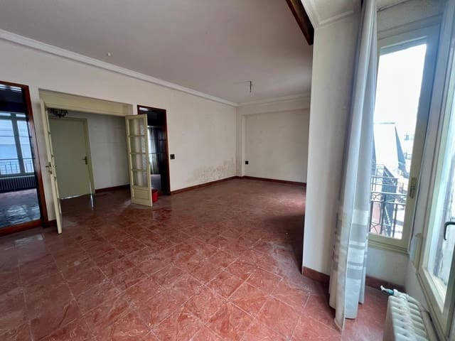 7 makuuhuone Asunto myytävänä paikassa Centro, Elche / Elx - 350 000 € (Ref: 9963196)