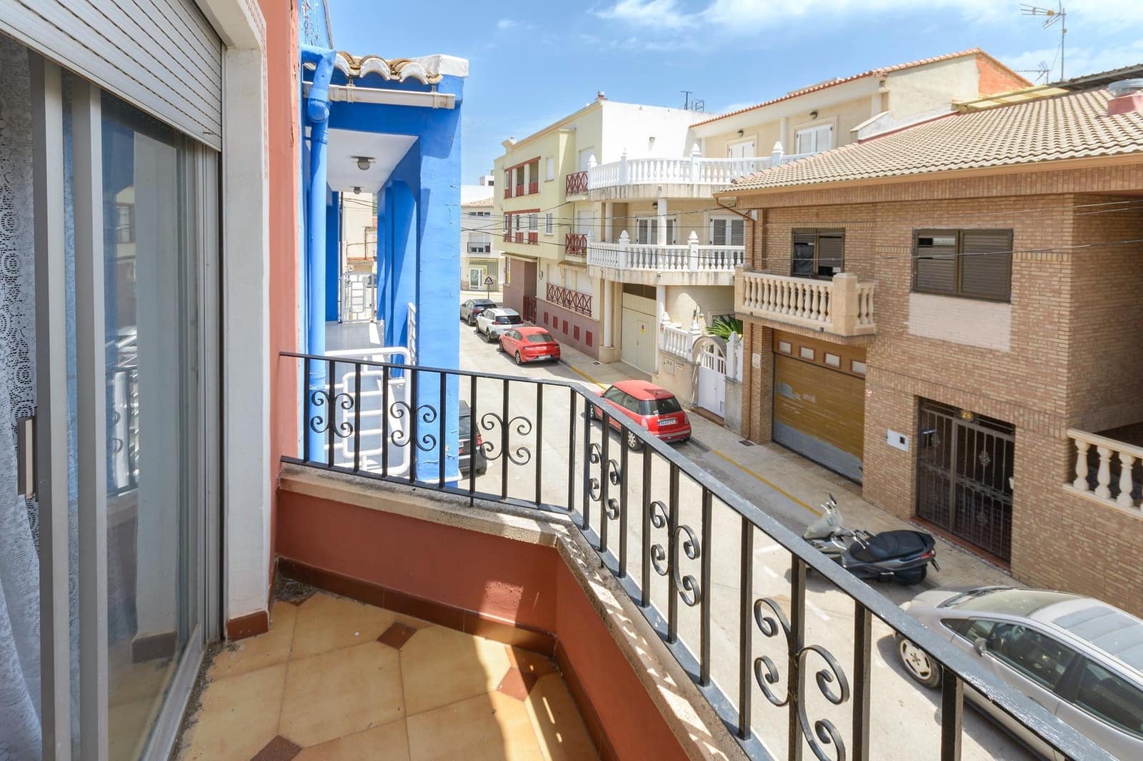 4 bedroom Townhouse for sale in Palma de Gandia with garage - € 225,000 (Ref: 9965385)
