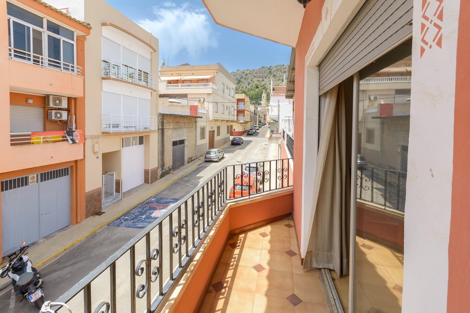 4 bedroom Townhouse for sale in Palma de Gandia with garage - € 225,000 (Ref: 9965385)