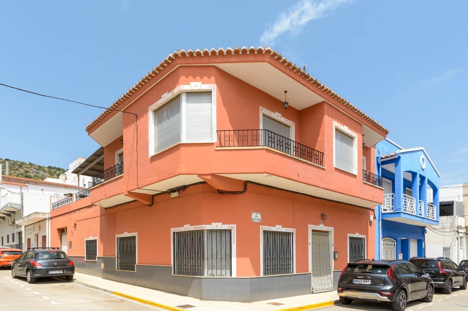 4 bedroom Townhouse for sale in Palma de Gandia with garage - € 225,000 (Ref: 9965385)