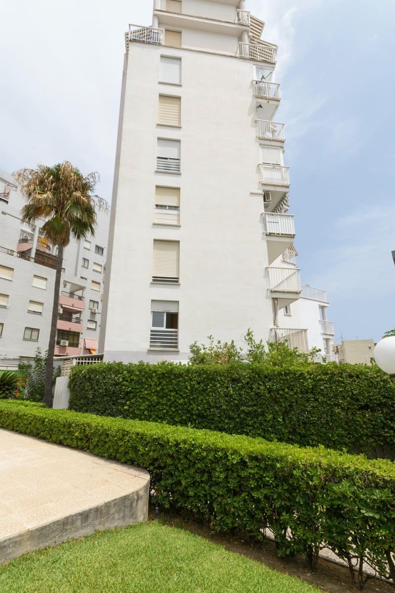 1 slaapkamer Appartement te koop in Gandia met zwembad - € 136.000 (Ref: 9985077)