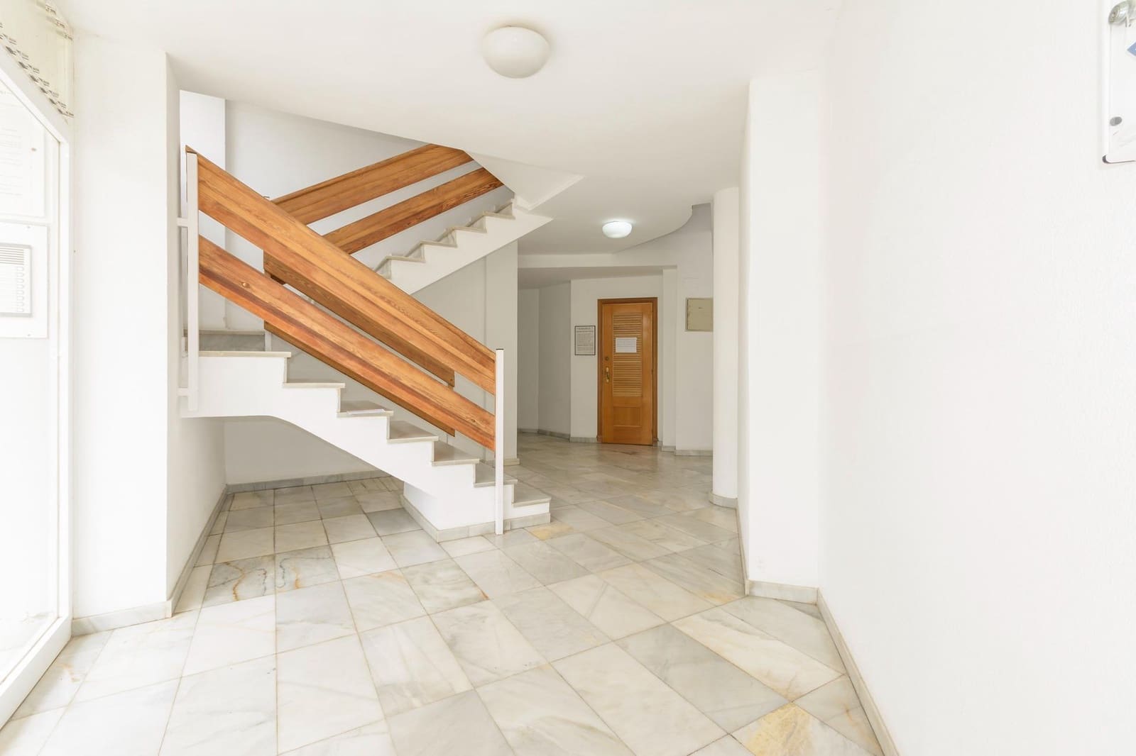 1 slaapkamer Appartement te koop in Gandia met zwembad - € 136.000 (Ref: 9985077)