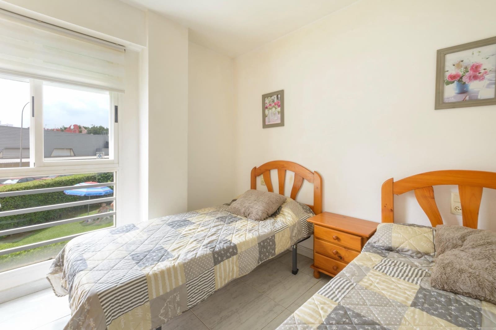 1 slaapkamer Appartement te koop in Gandia met zwembad - € 136.000 (Ref: 9985077)