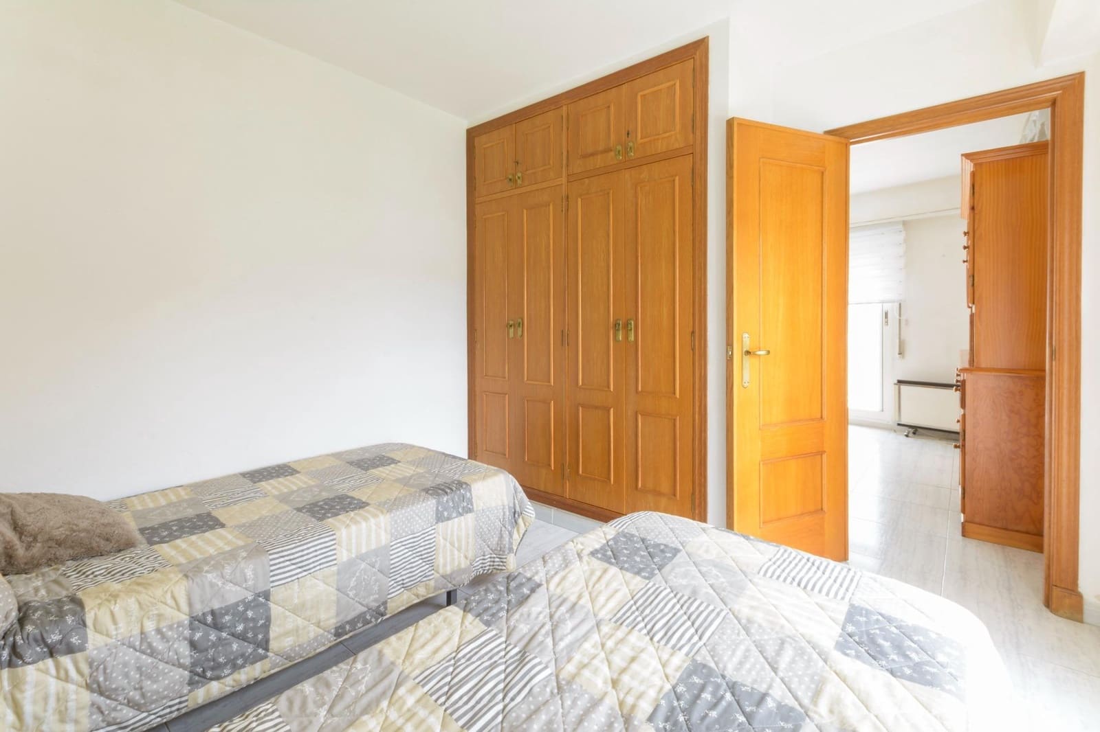 1 slaapkamer Appartement te koop in Gandia met zwembad - € 136.000 (Ref: 9985077)