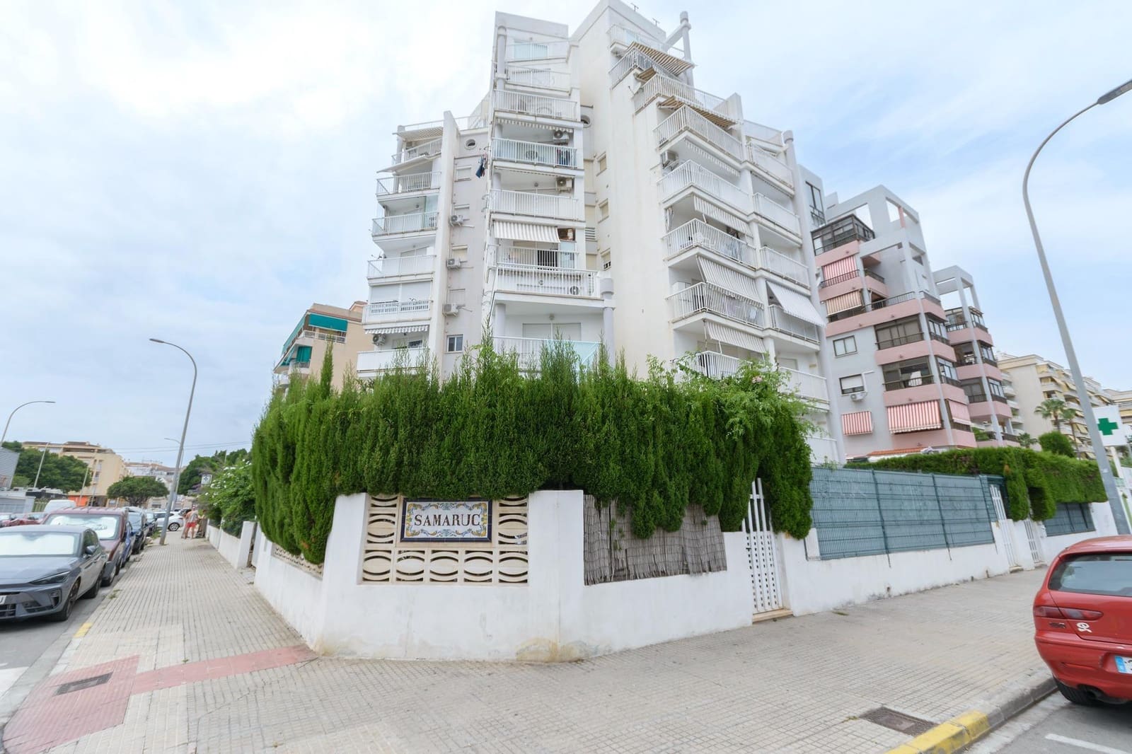 1 slaapkamer Appartement te koop in Gandia met zwembad - € 136.000 (Ref: 9985077)