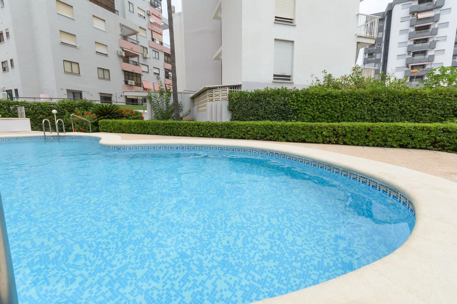 1 slaapkamer Appartement te koop in Gandia met zwembad - € 136.000 (Ref: 9985077)