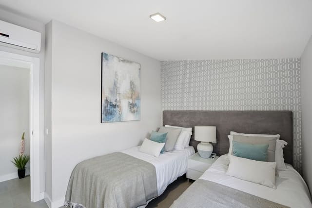 3 soverom Penthouse til salgs i Benalmádena med svømmebasseng garasje - € 687 000 (Ref: 9524594)