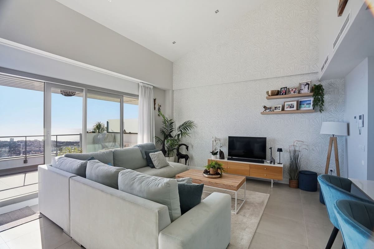 3 soverom Penthouse til salgs i Benalmadena med svømmebasseng garasje - € 687 000 (Ref: 9524594)